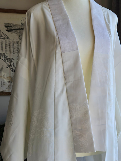 Bedroom Kimono -Spring Blossoms